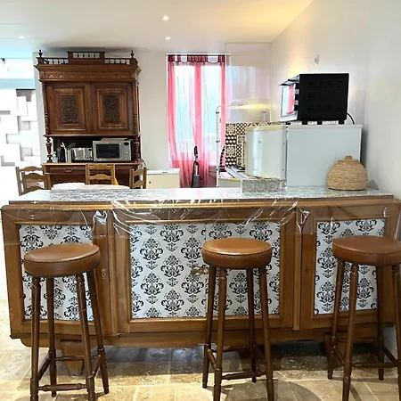 Holiday home Maison Spacieuse Reventin-Vaugris